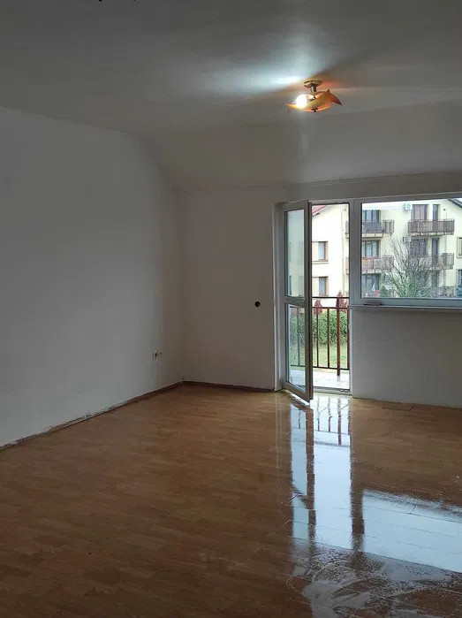Apartament cu o camera, 37 mp, balcon, zona Muzeul Apei