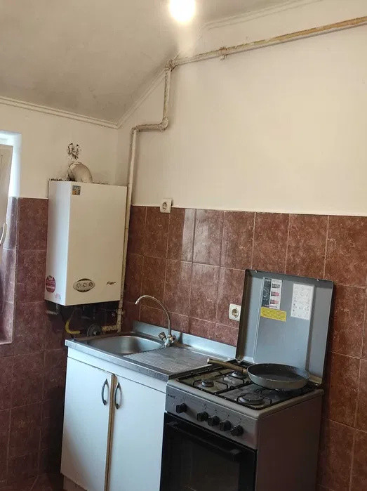 Apartament cu o camera, 37 mp, balcon, zona Muzeul Apei