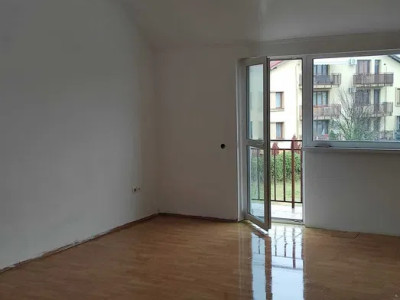Apartament cu o camera, 37 mp, balcon, zona Muzeul Apei