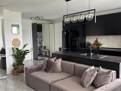 Apartament cu 2 camere, 60 mp, balcon, zona BMW