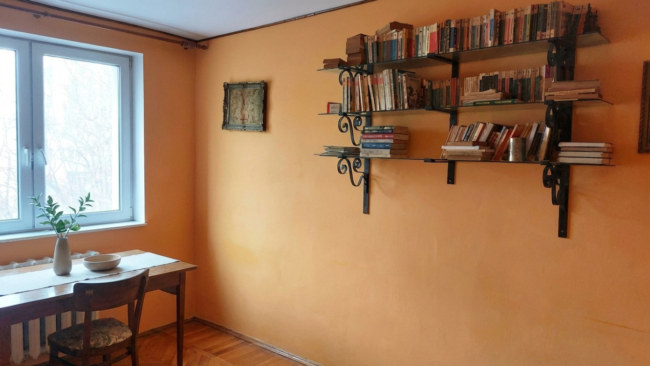 Apartament cu 3 camere, 61 mp, decomandat, etaj intermediar, zona Aleei Detunata