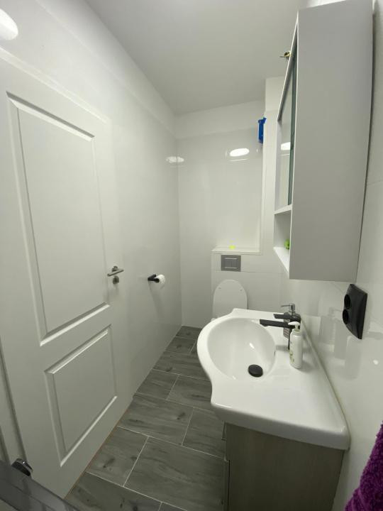 Apartament cu 3 camere, 67 mp,2 balcoane,zona Subcetate