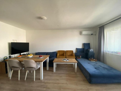 Apartament cu 3 camere, 67 mp,2 balcoane,zona Subcetate