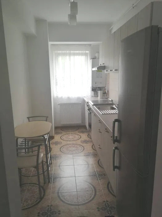 Apartament decomandat, parcare, zona Sens Giratoriu