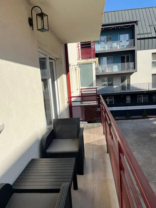 Apartament cu 2 camere, 61 mp, balcon, zona JISK