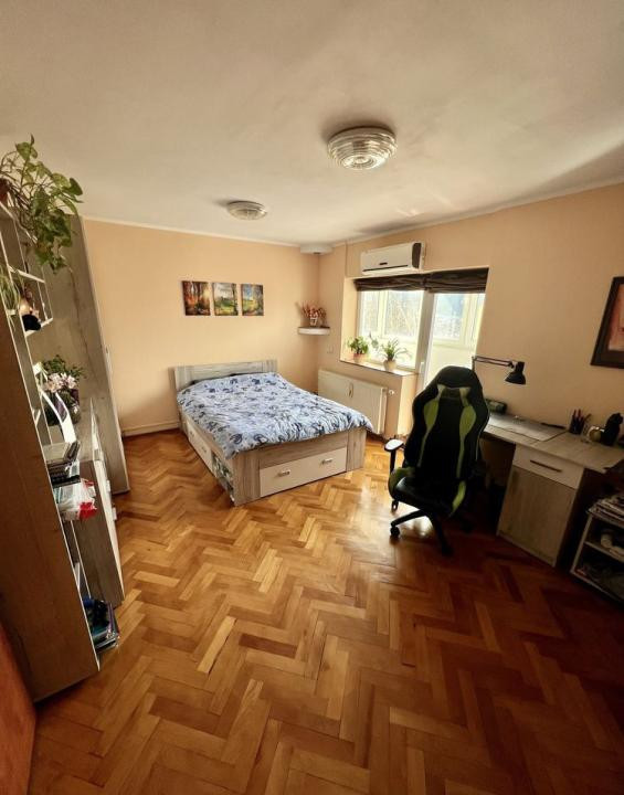 PF, Inchiriez apartament 3 camere Zorilor, loc de parcare, AC.