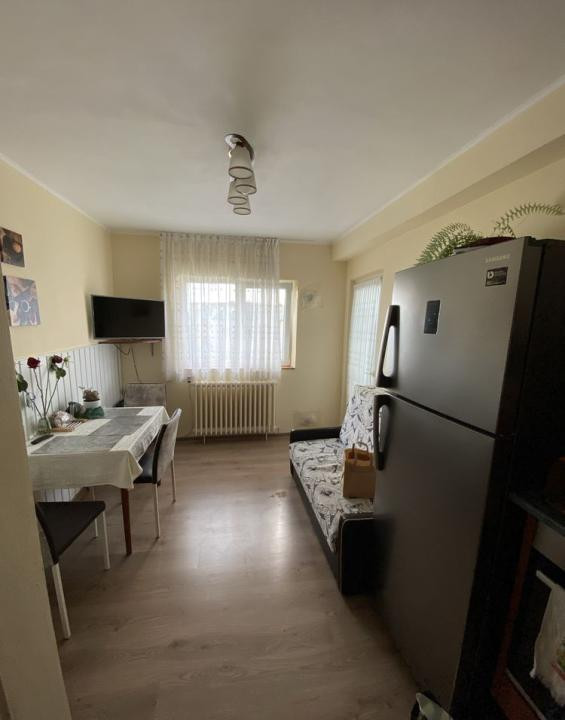 PF, Inchiriez apartament 3 camere Zorilor, loc de parcare, AC.