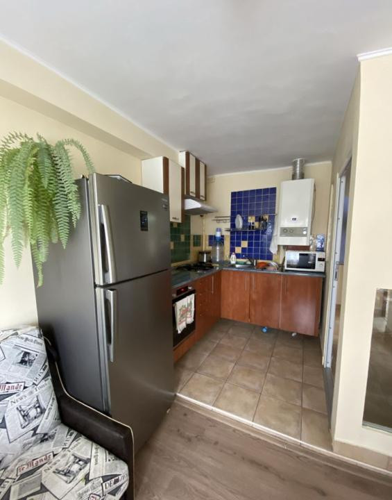 PF, Inchiriez apartament 3 camere Zorilor, loc de parcare, AC.