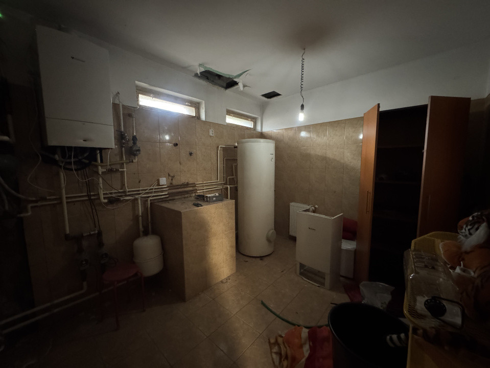 Spațiu pentru birouri, 400 mp utili, 1300 mp teren, zona Eugen Ionesco