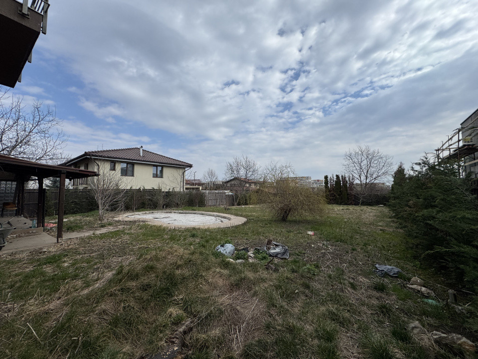 Spațiu pentru birouri, 400 mp utili, 1300 mp teren, zona Eugen Ionesco
