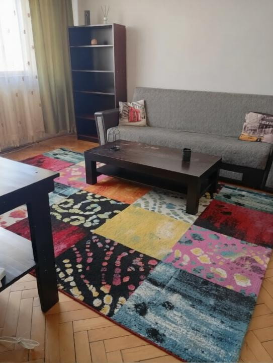 Apartament 2 camere semidecomandat, Aleea Bizusa