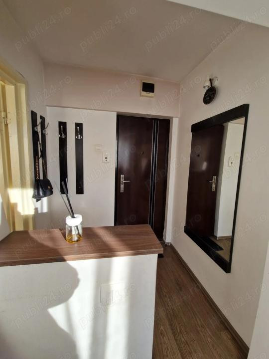 Apartament 2 camere semidecomandat, Aleea Bizusa