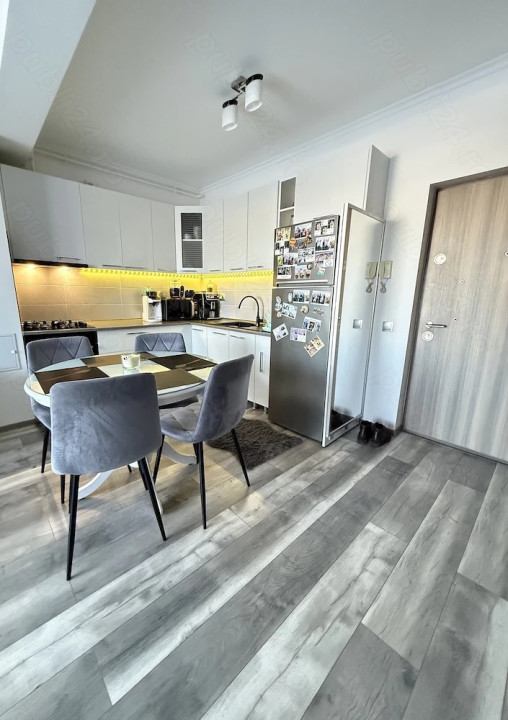 Apartament decomandat  . Eugen Ionescu