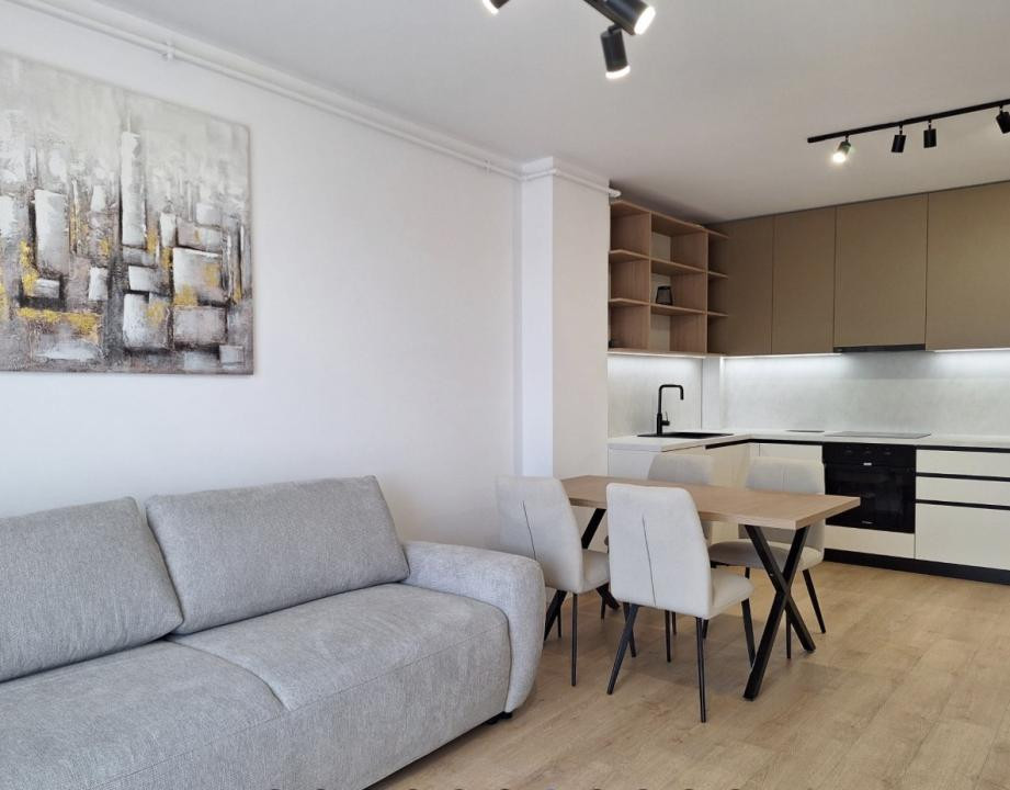 Apartament de 2 camere, 45 mp, Ultramodern,Mobilat/Utilat,Zona Eroilor