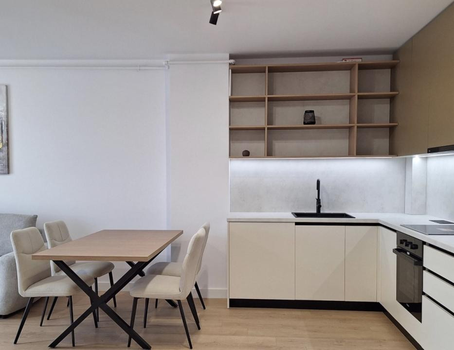 Apartament de 2 camere, 45 mp, Ultramodern,Mobilat/Utilat,Zona Eroilor