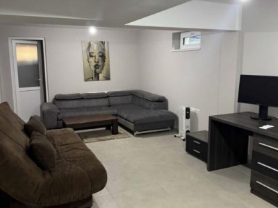Spatiu/apartament cu 3 camere, parcare,bloc nou ,zona Teilor 