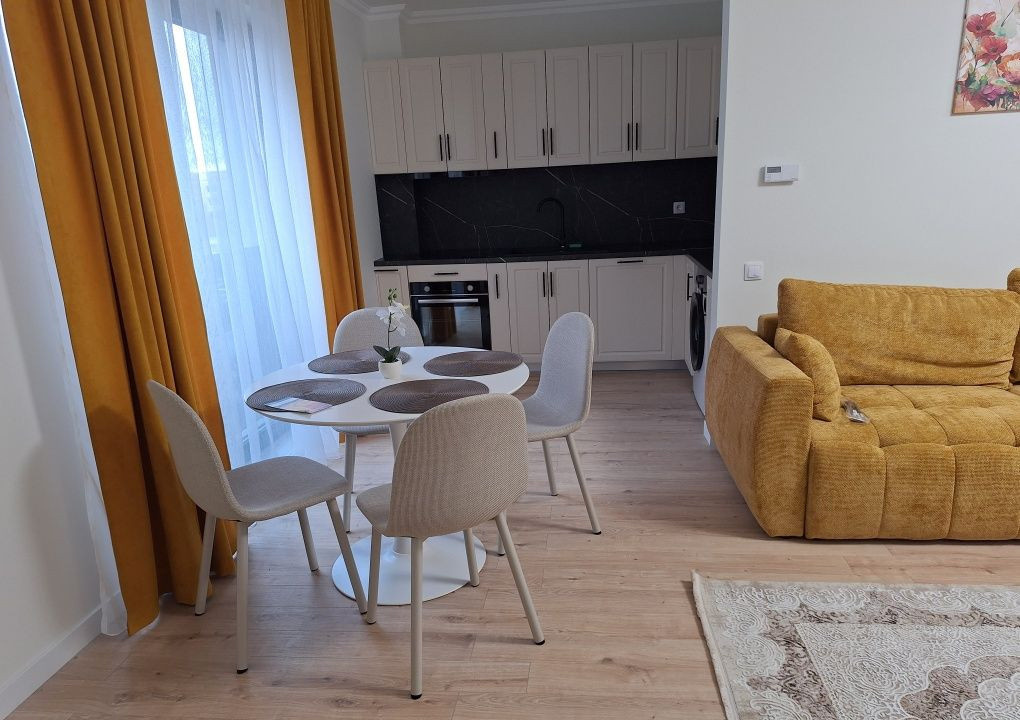 Închiriez apartament  2 cam  Marasti, Lux