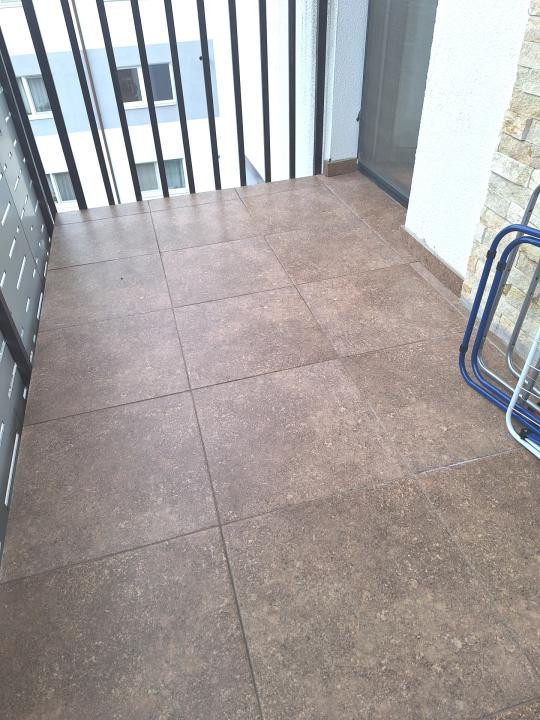 Apartament cu 3 camere, 61 mp, parcare, zona Stejarului
