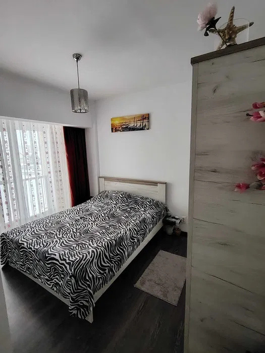 Apartament cu 2 camere, 45 mp, parcare, zona Stadionului