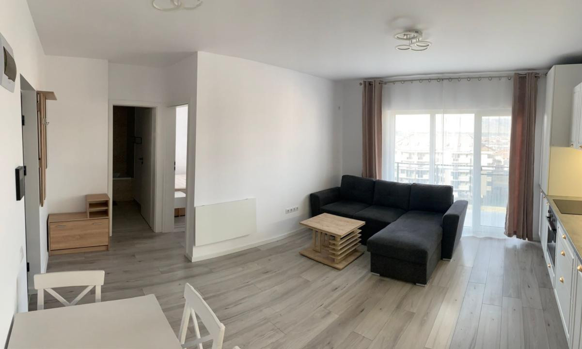 Apartament cu 2 camere, 38 mp, balcon, zona Teilor