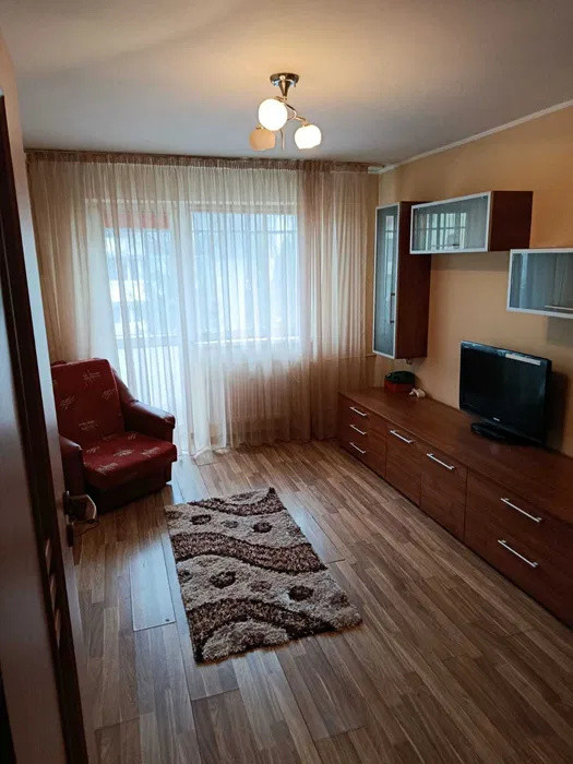 Apartament 2 camere, 36mp, etaj intermediar, balcon, zona Piata Hermes