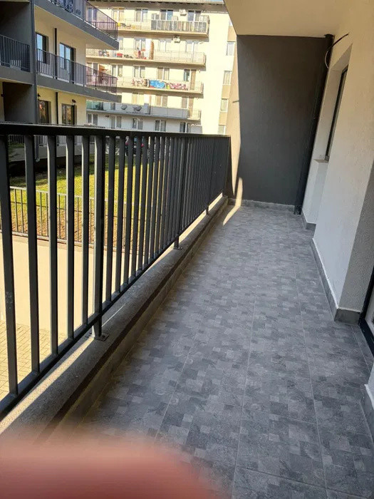 Apartament cu 2 camere, 55 mp, balcon, zona Terra