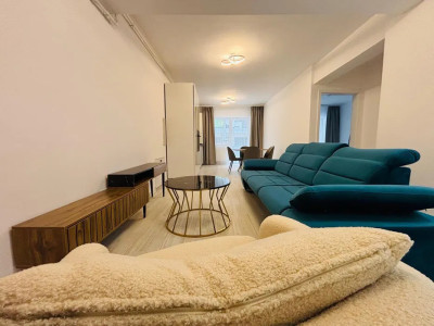 Apartament cu 2 camere, 55 mp, balcon, zona Terra