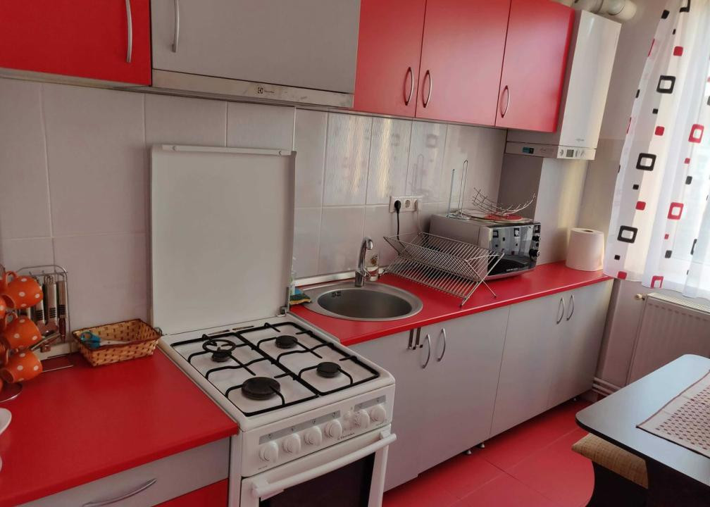 PF închiriez ap cu 2 camere, mobilat modern, lângă The Office