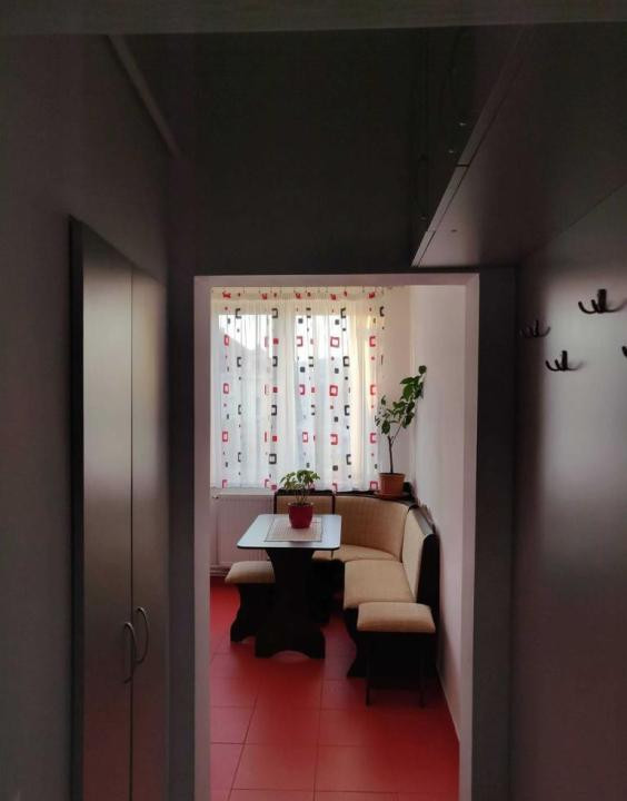 PF închiriez ap cu 2 camere, mobilat modern, lângă The Office