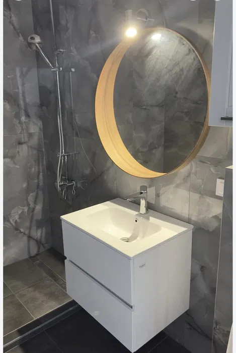 Apartament cu 2 camere, 51 mp, balcon, zona BMW