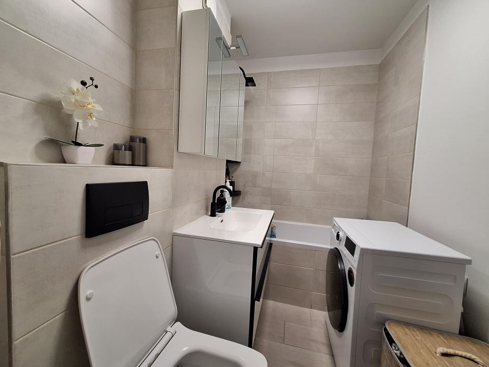 Apartament cu 2 camere, 45 mp, parcare, zona Cetatii