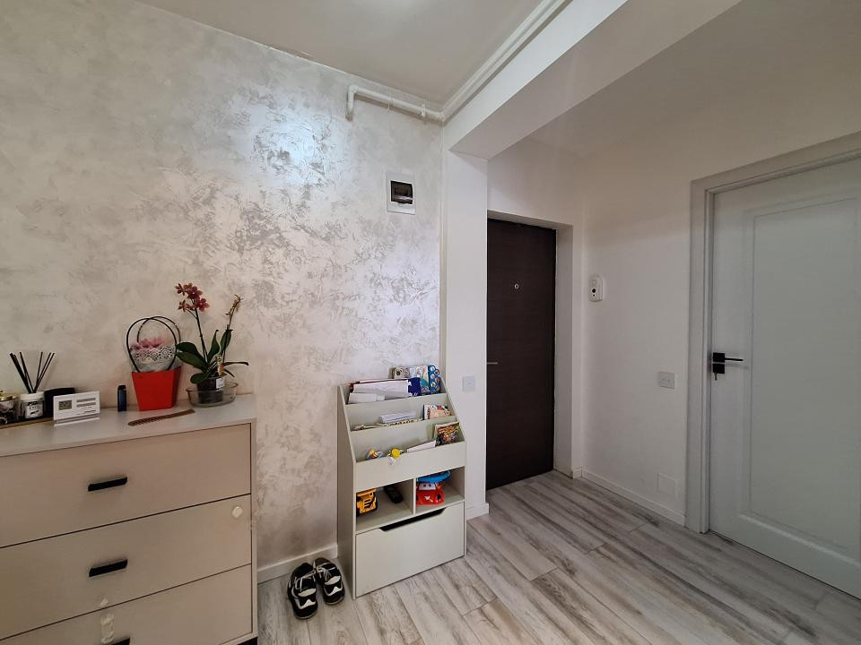 Apartament cu 2 camere, 45 mp, parcare, zona Cetatii