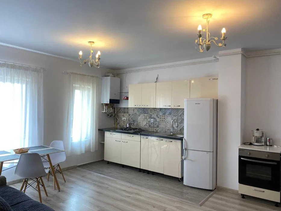 Apartament cu 2 camere, 42 mp, parcare, zona Donath Park
