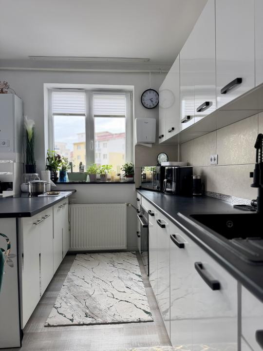 Apartament 62 mp utili ,etaj intermediar, zona KIK