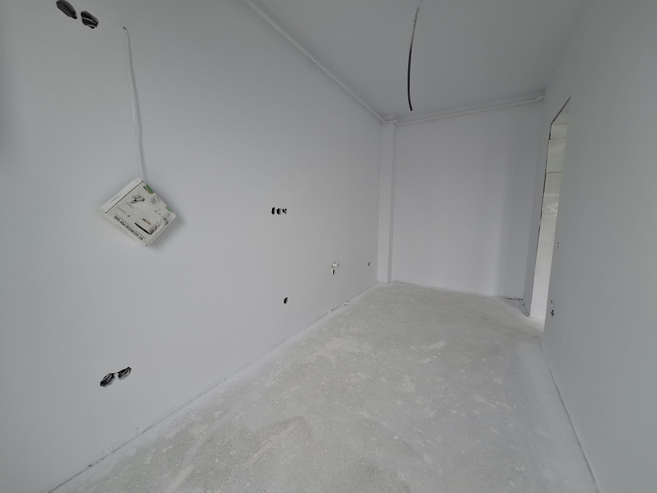 Apartament cu 2 camere, 40 mp, parcare, zona Eroilor