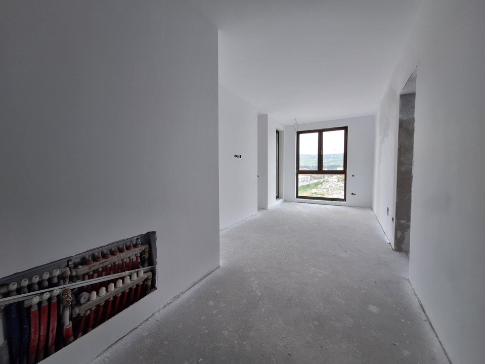 Apartament cu 2 camere, 40 mp, parcare, zona Eroilor