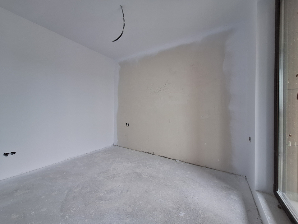 Apartament cu 2 camere, 40 mp, parcare, zona Eroilor