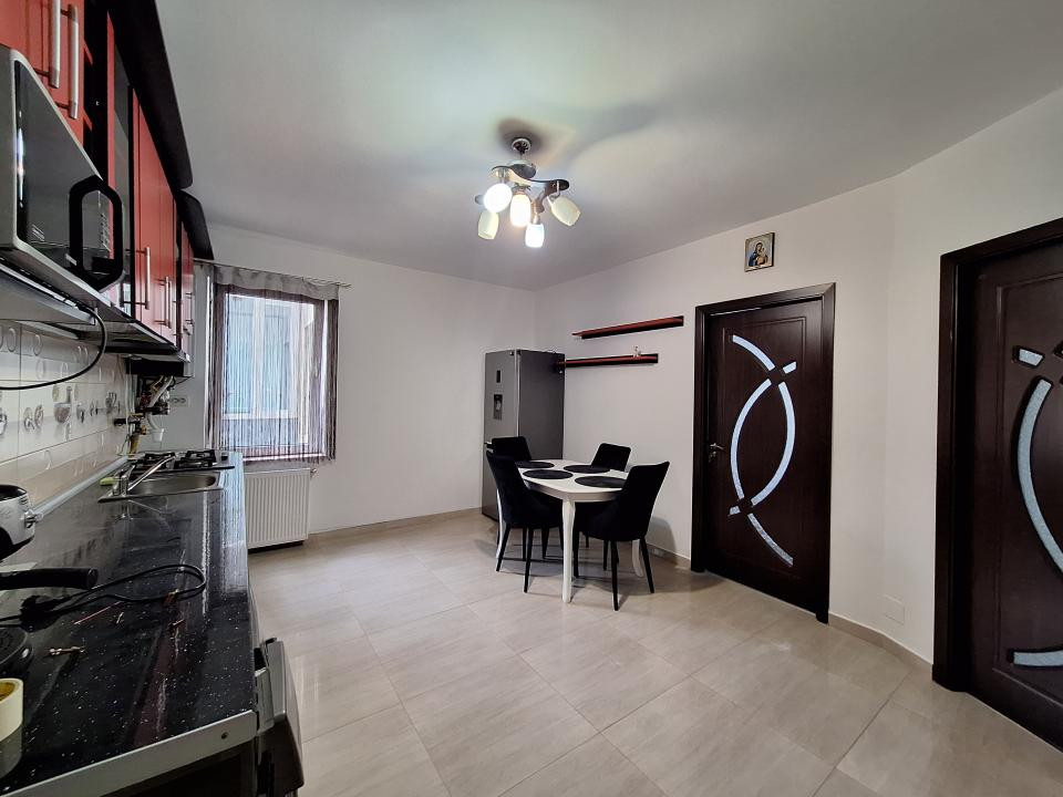 Apartament cu 2 camere, 48 mp, parcare, zona Terra