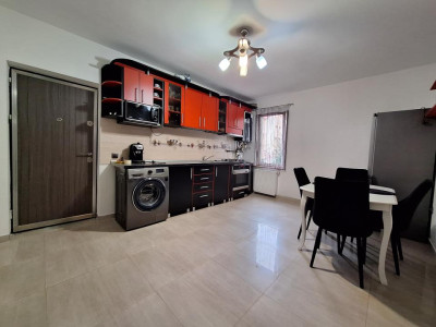 Apartament cu 2 camere, 48 mp, parcare, zona Terra