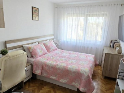 Apartament la cheie cu 3 camere, 63 mp, Garaj, zona Grigore Alexandrescu
