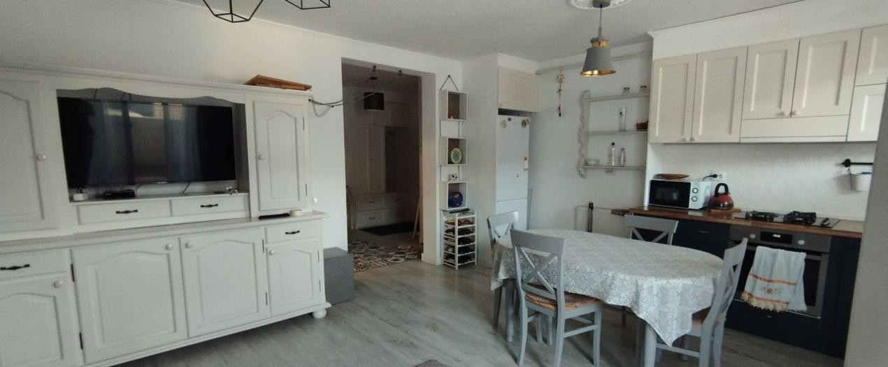 Apartament 3 camere de închiriat – 68 mp – Parcare inclusă 