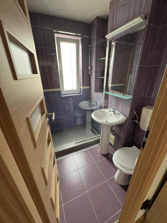 Apartament 2 camere, 42 mp, etaj intermediar, zona Pieței Hermes