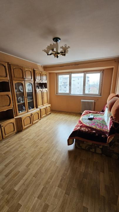 Apartament 2 camere decomandat, pet friendly,  str Tasnad