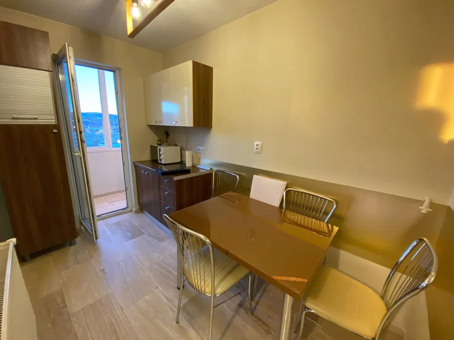 Apartament 2 camere, decomandat | Mobilat modern | Zonă liniștită | Piata Abator