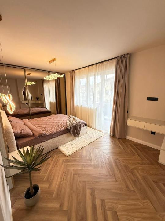 Aparament 3 camere , 2 bai , 70 mp , Cetatii ( KIK)