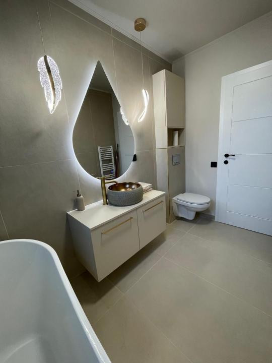 Aparament 3 camere , 2 bai , 70 mp , Cetatii ( KIK)