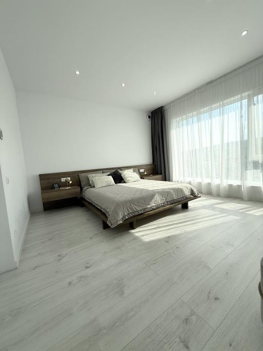 Casă individuală, 180 mp utili, 543 mp teren, ultrafinisată, zona Terra Gardens