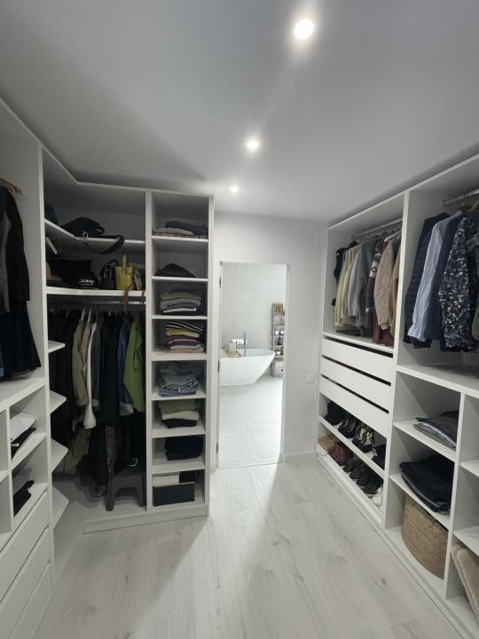 Casă individuală, 180 mp utili, 543 mp teren, ultrafinisată, zona Terra Gardens