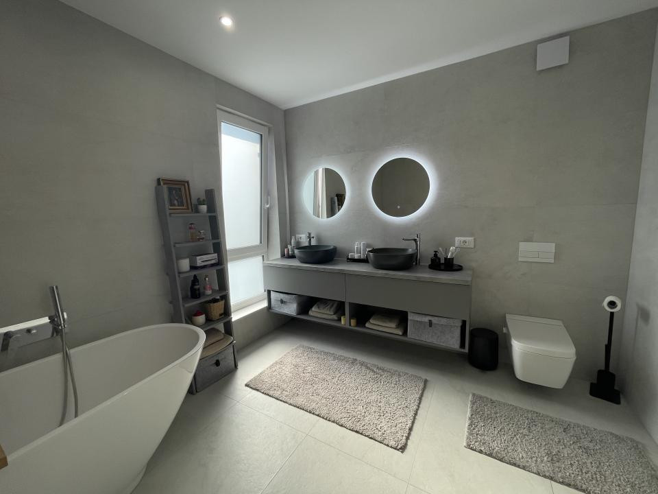 Casă individuală, 180 mp utili, 543 mp teren, ultrafinisată, zona Terra Gardens