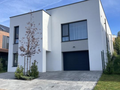 Casă individuală, 180 mp utili, 543 mp teren, ultrafinisată, zona Terra Gardens